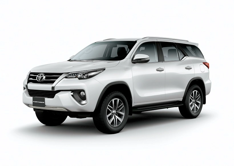 TOYOTA FORTUNER 2028